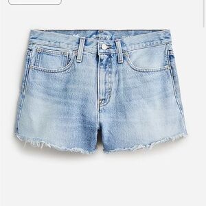 NWT Relaxed denim short in chestnut wash. 3” inseam